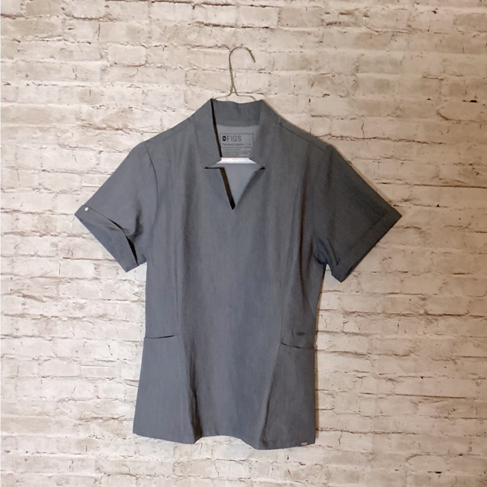 Figs Technical Collection Inala Graphite Scrub Top - image 5